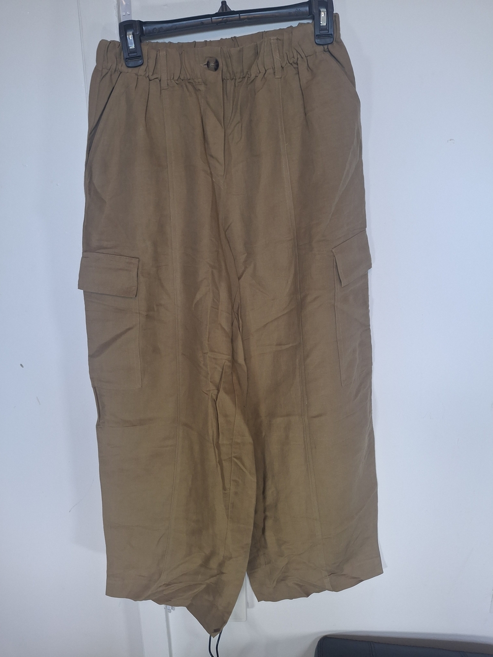 Oysho Wide-Leg Casual Pants in Camel/Tan